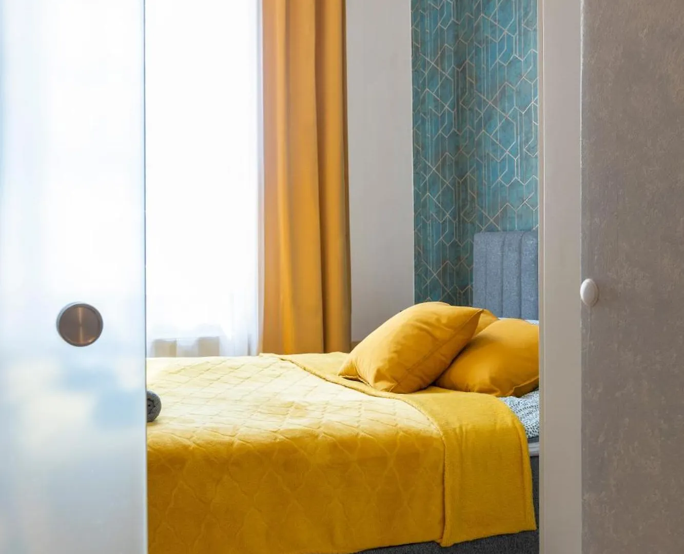 Apartment Grzegorzki Studio - Main Station & Parks Nearby - By Rentujemy Krakow Poland