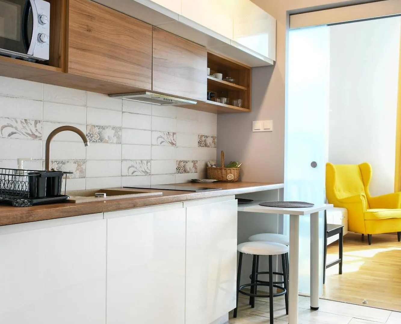 Grzegorzki Studio - Main Station & Parks Nearby - By Rentujemy Krakow